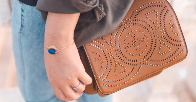 Dealing With Jewelry Is Easy With These Tips