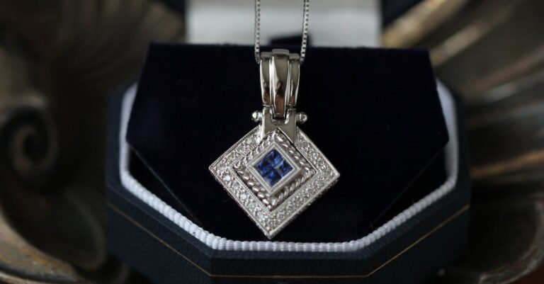 Turn Your Jewelry Knowledge Into An Encyclopedia With Our Tips And Tricks