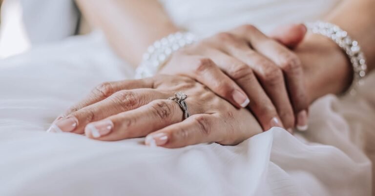 Follow These Tips And Tricks About Jewelry